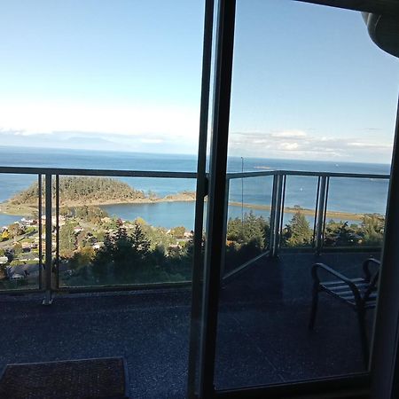 Gibralter Rock Ocean View B&B Нанаймо Екстер'єр фото