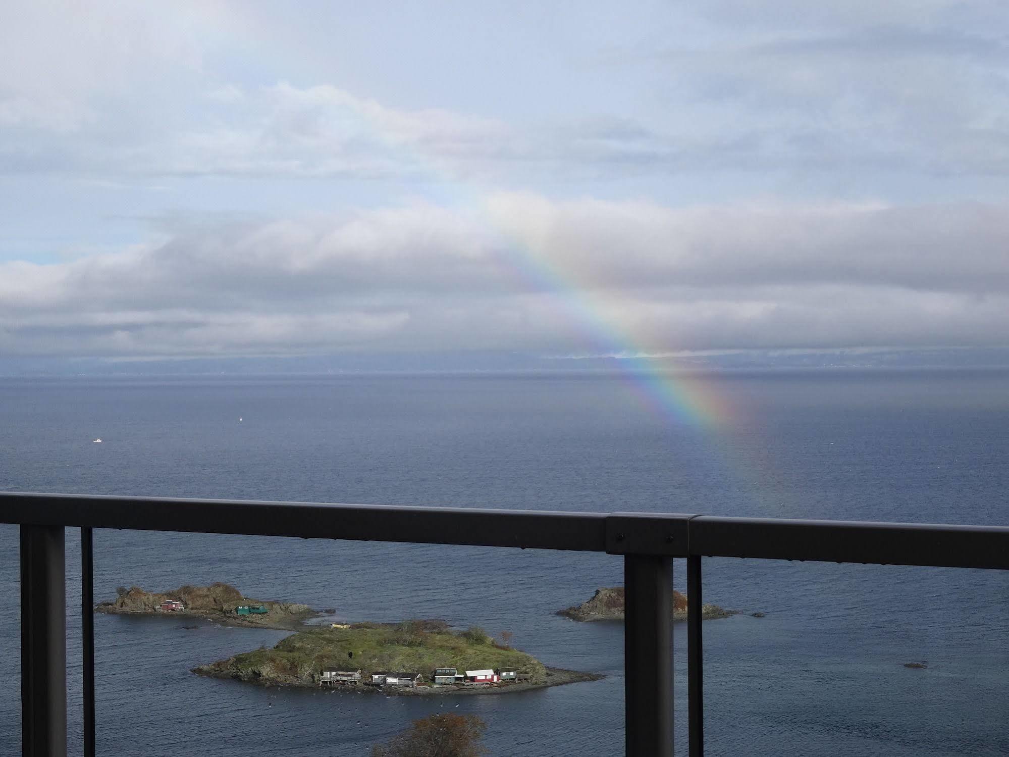 Gibralter Rock Ocean View B&B Нанаймо Екстер'єр фото